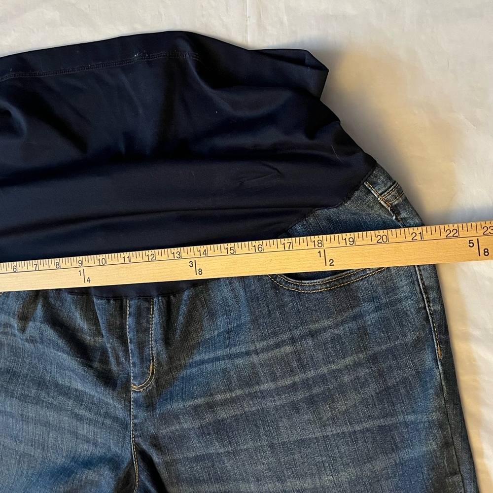 Liz Lange maternity jeans/ size 16 - Picture 4 of 8